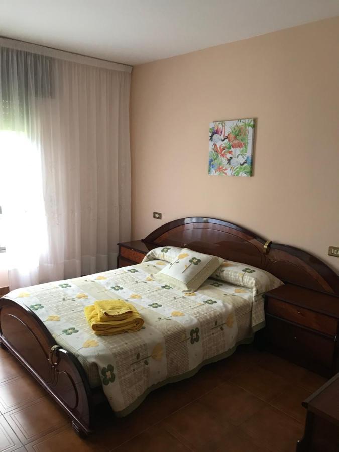 Villa Casa Hipolito A Estrada Esterno foto